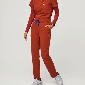 NWT Figs High Waisted Yola Scrub Pants | M Tall | Auburn